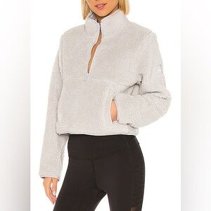 Alo Yoga Shanti Half Zip Sherpa in Dove Grey Womens XS Crop